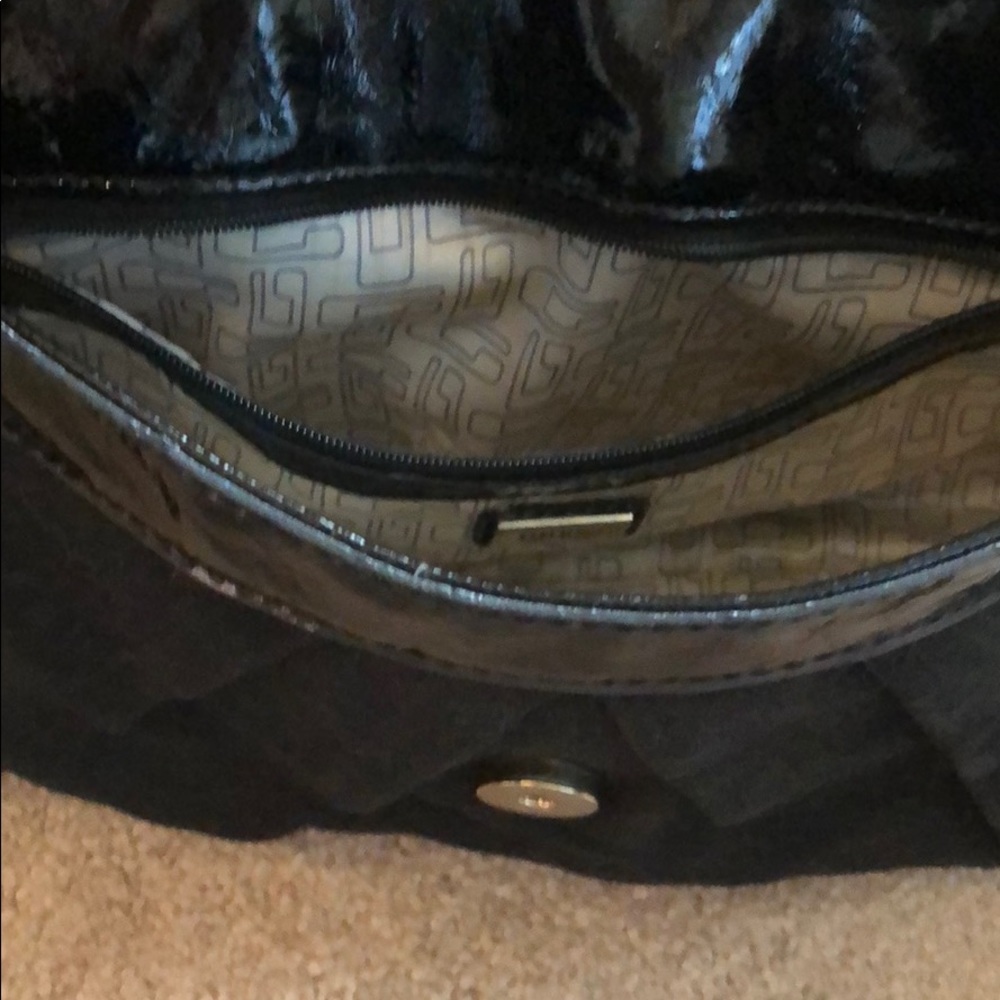 Guess Handbag - Picture 4 of 6
